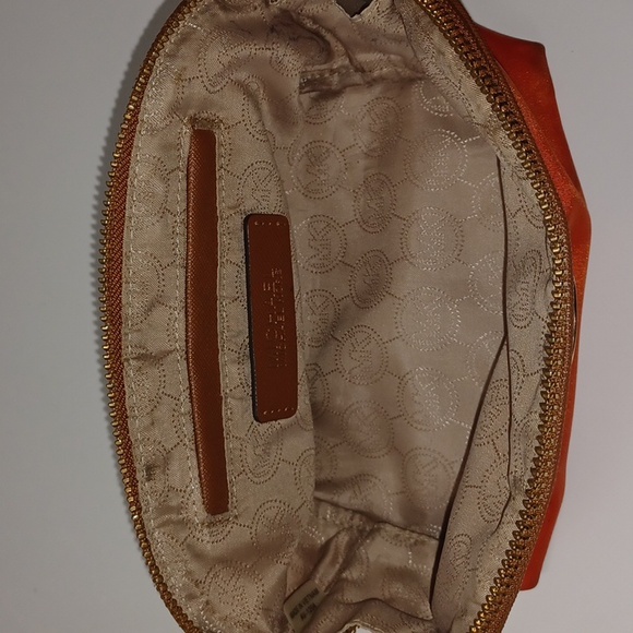 Michael Kors Orange 🍊 Nylon Cosmetic Bag - Picture 5 of 7